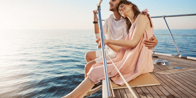 Romantic sailing on a different level Gali Naama yacht rental
